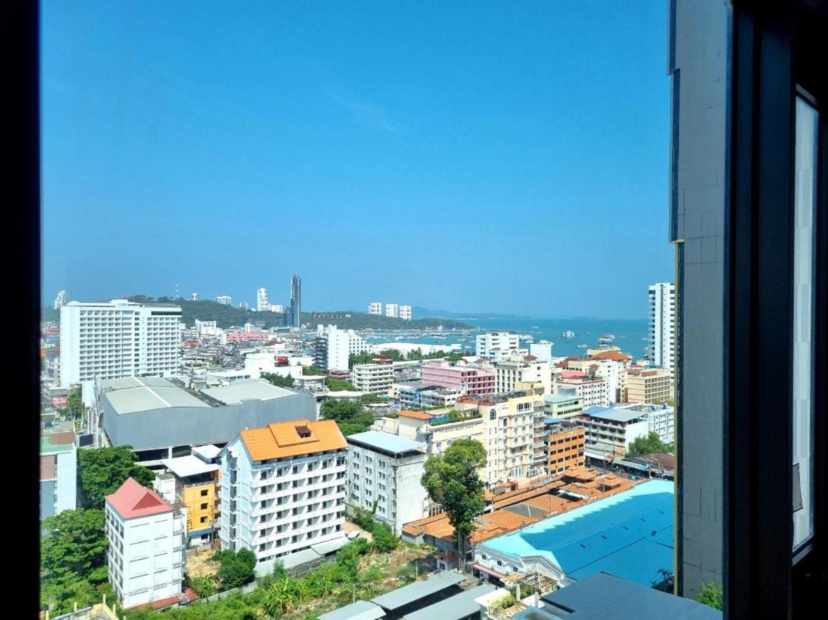 The Base Condo Center Of Pattaya Rooftop Swimming Pool Extérieur photo